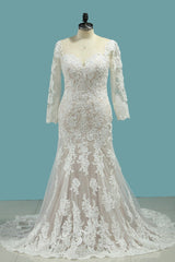 Long Sleeve Bateau Floor-Length Mermaid Wedding Dress with Lace Appliques