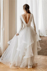 Long Sleeve Tulle Wedding Dress