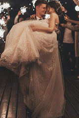 Long Sleeveless Tulle Lace Spaghetti Strap A-Line Wedding Dress with V-Neck