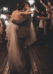 Long Sleeveless Tulle Lace Spaghetti Strap A-Line Wedding Dress with V-Neck