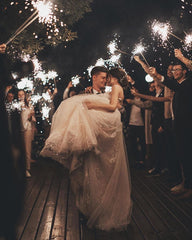 Long Sleeveless Tulle Lace Spaghetti Strap A-Line Wedding Dress with V-Neck