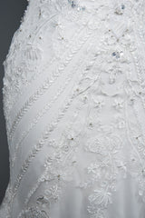 Mermaid Scoop Neck Jewel Wedding Dress with Beadings and Appliques