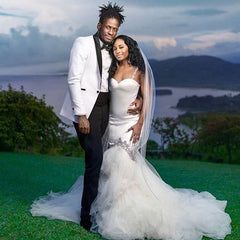 Modern White One-Button Wedding Suit with Black Lapel