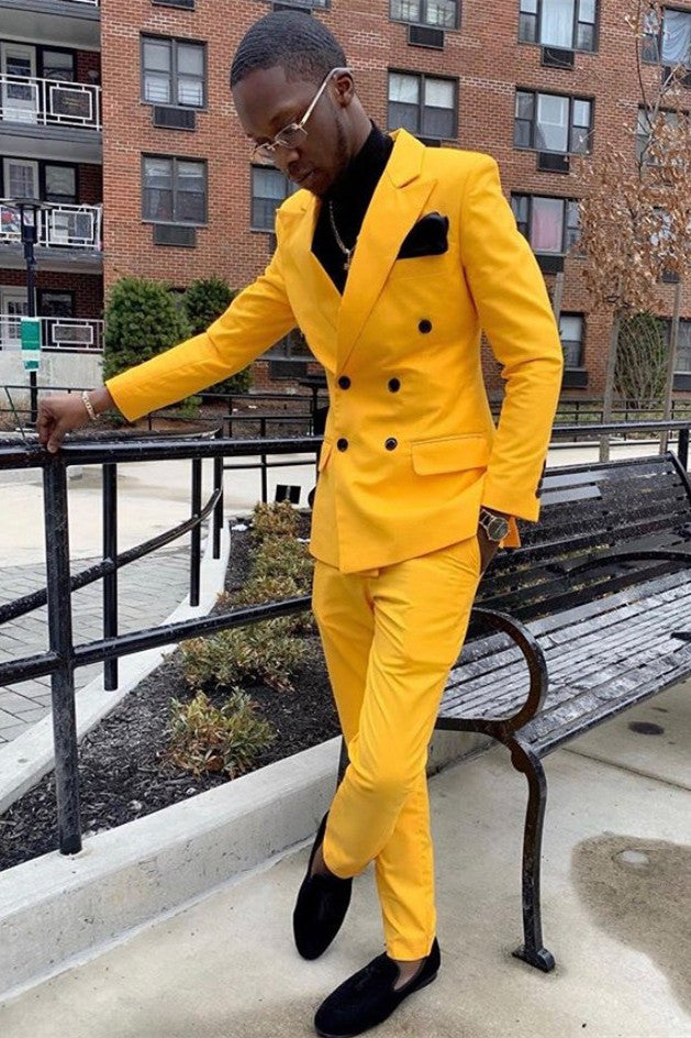 New Arrival Double-Breasted Yellow Wedding Suit with Peaked Lapel for Groom