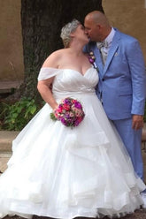 Babyonlines Off-the-Shoulder Ball Gown Plus Size Wedding Dresses