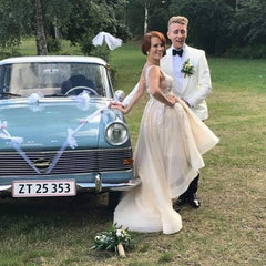 Off the Shoulder Ball Gown Wedding Dress Long Sleeves With Appliques Lace