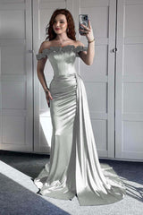 Off the Shoulder Mermaid Long Prom Dress with Ruffles