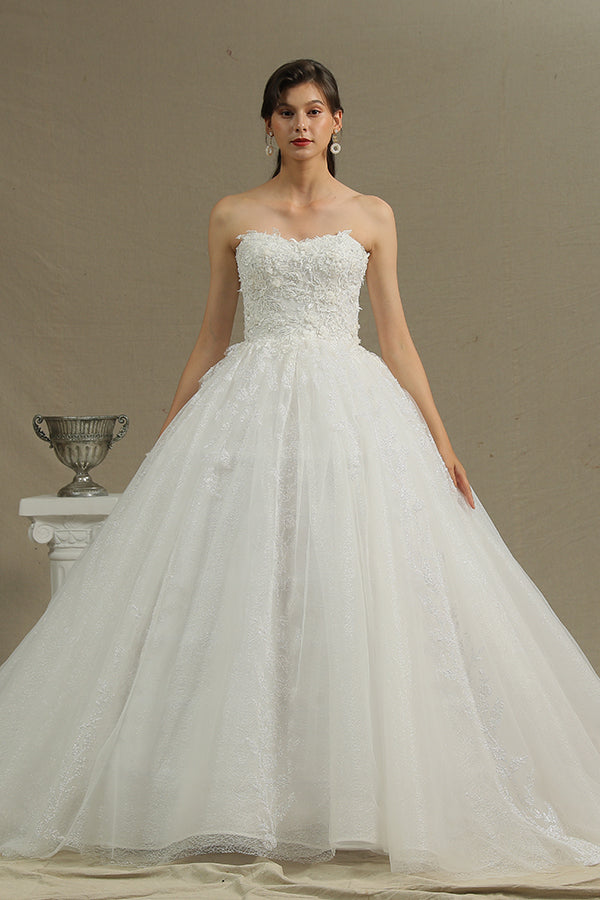 Off-the-Shoulder Sweetheart Ball Gown Wedding Dress with Lace Appliques