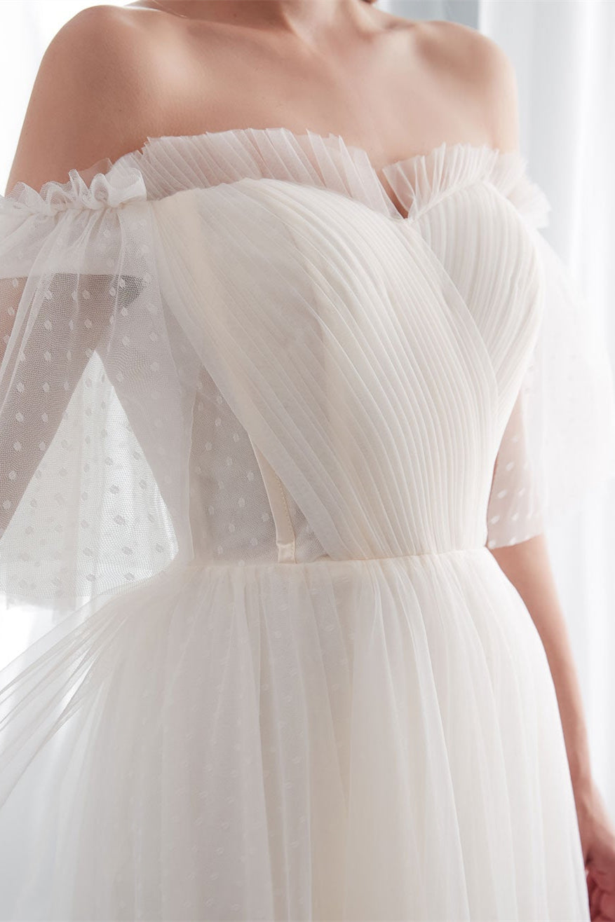 Off-the-Shoulder Tulle Beach Wedding Dress