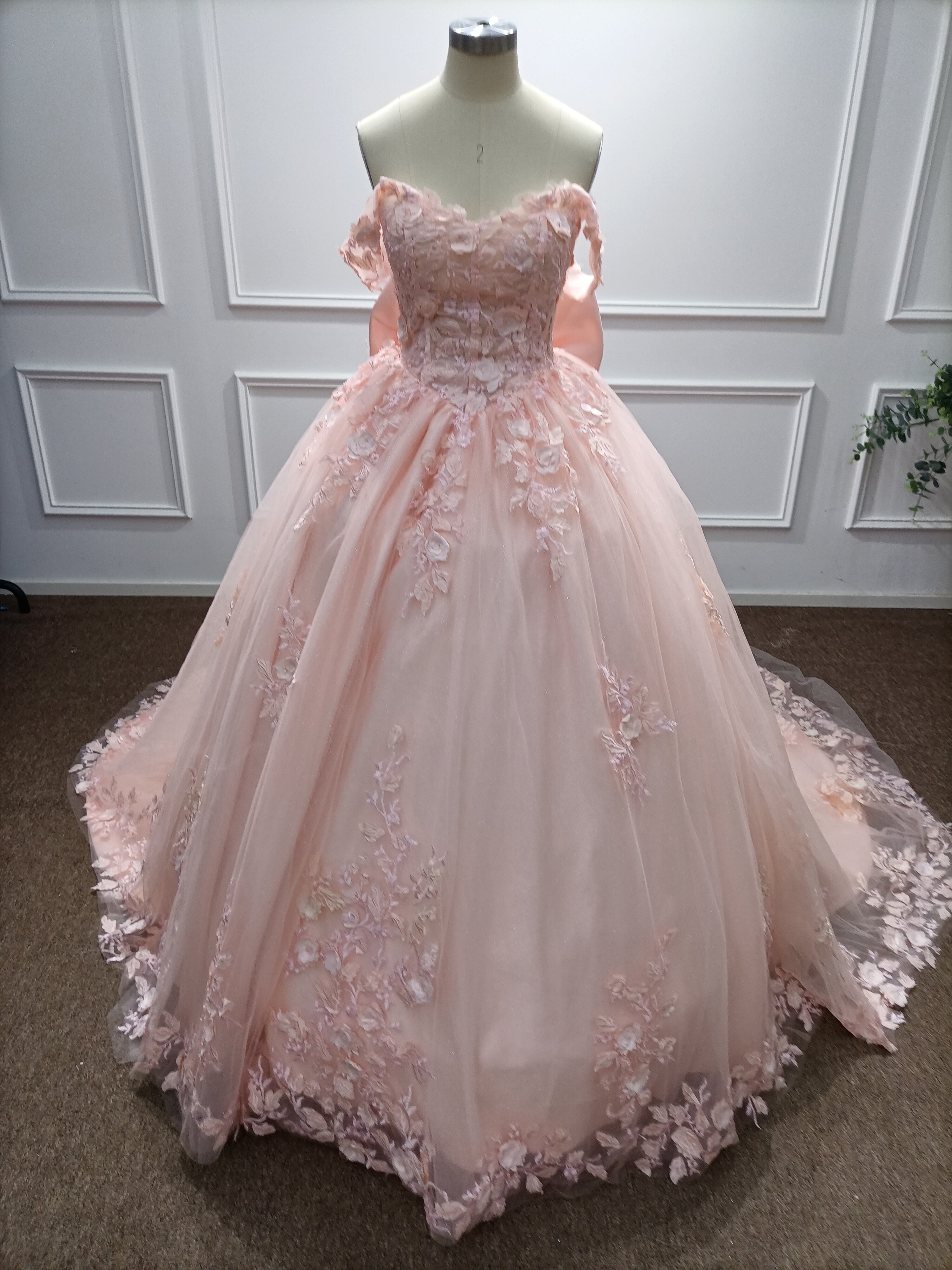 Pink Long Ball Gown Off the Shoulder Tulle Applique Lace Prom Dresses with Bow