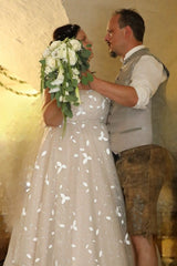 Babyonlines Plus Size Sleeveless Tulle Wedding Dresses with Lace Applique