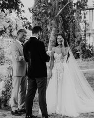 Romantic Backless A-Line Floor-Length Wedding Dress with Sweetheart Lace