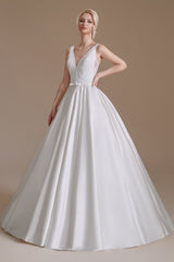 Satin A-Line Wedding Dress Long V-neck With Appliques Lace