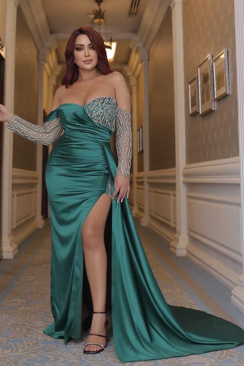 Sexy Off the Shoulder Long Sleeve Emerald Green Mermaid Prom Dress with Beading and Split