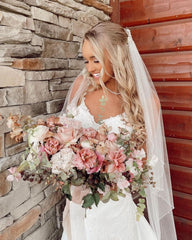 Sexy Spaghetti Strap V-Neck Floor-Length Mermaid Wedding Dress with Lace Appliques