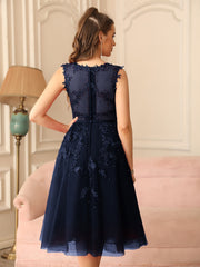 Short A Line Sleeveless Crew Neck Tulle Lace Formal Dress