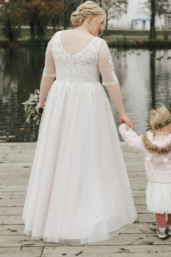 Babyonlines Simple Half Sleeves Plus Size A-line Lace Wedding Dresses