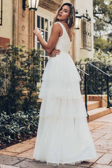 Sleeveless Layered Long Wedding Dress