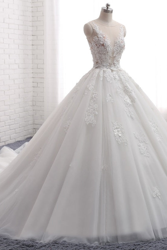 Sleeveless Tulle Train Long Wedding Dress With Appliques Lace