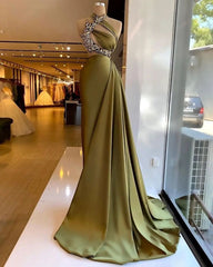 Stunning Halter Satin Long Prom Dress with Beading and Ruffles