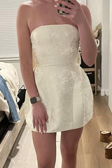 Strapless Sleeveless Lace up Jacquard Satin Short Ball Gown Homecoming Dress with Bow