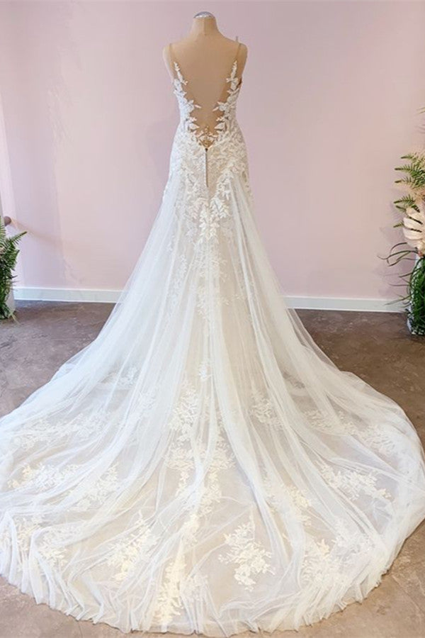 Stunning Spaghetti-Straps A-Line Wedding Dress With Sweetheart Neckline Appliques Lace