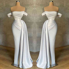 Stunning Off the Shoulder Strapless Mermaid Long Prom Dress with Pleats
