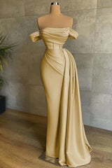 Stunning Off the Shoulder Strapless Mermaid Long Prom Dress with Pleats