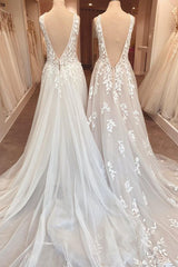 Sweetheart A-Line Wedding Dress Open Back Ruffles With Appliques Lace