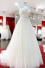 Sweetheart Long A-Line Spaghetti Strap Wedding Dress with Tulle Lace
