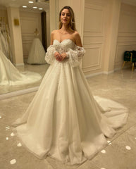Sweetheart Long Sleeve Backless A-Line Train Wedding Dress with Lace Appliques