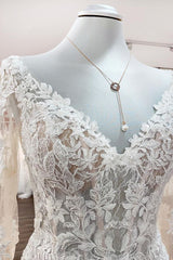 Sweetheart Princess Wedding Dress Long Sleeves With Appliques Lace