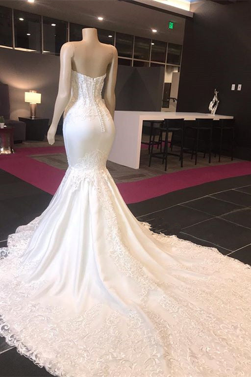 Sweetheart Sleeveless Lace Mermaid Wedding Dress