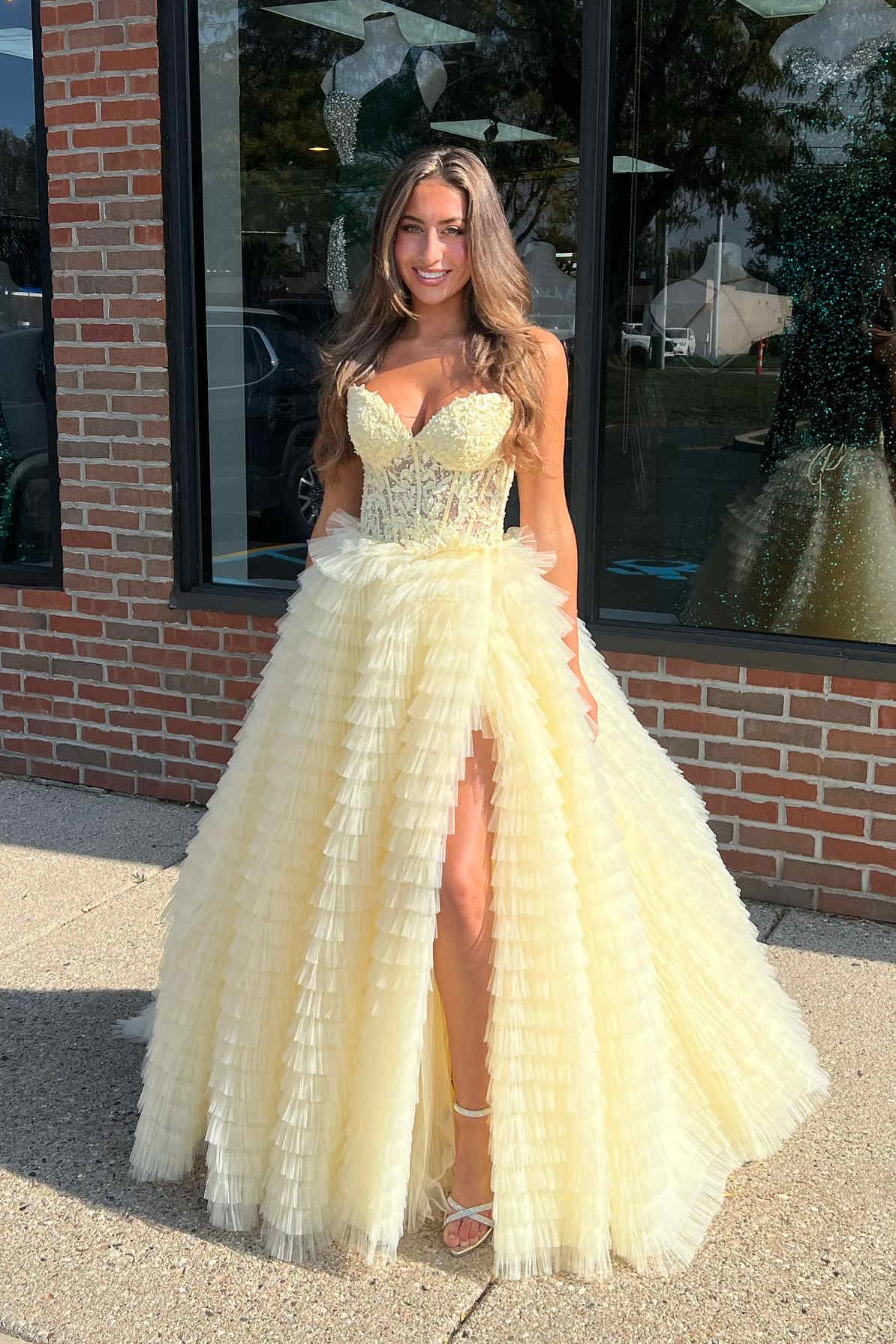 Sweetheart Yellow Lace Corset Tiered Tulle Prom Dress