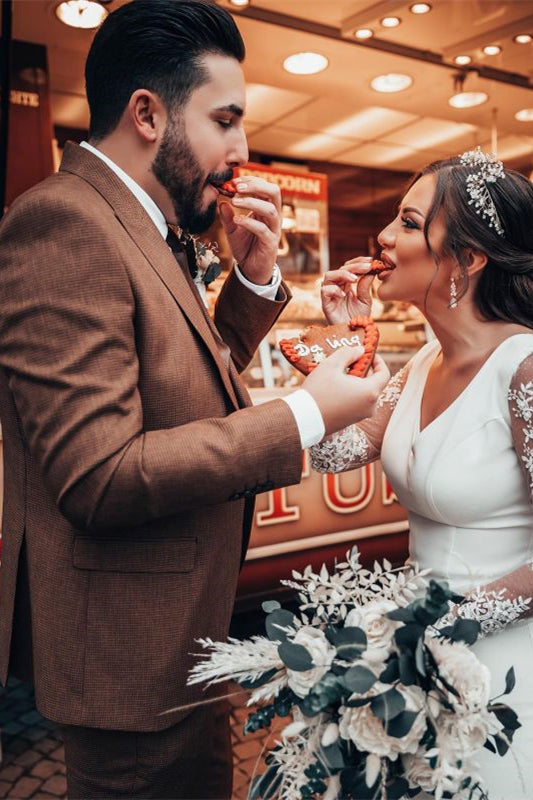 V-Neck Long Sleeve Lace Mermaid Wedding Dress