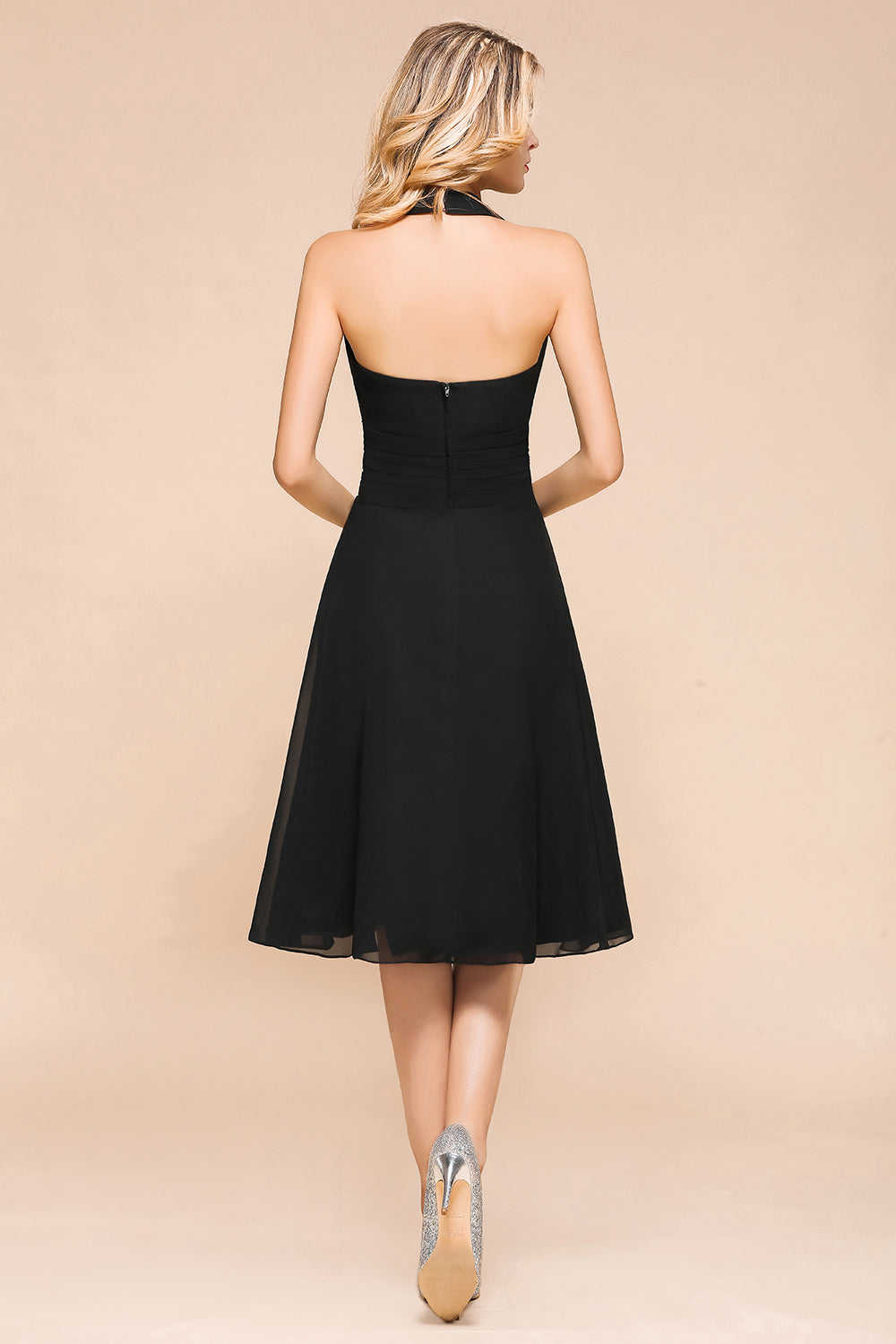 Affordable Halter V-Neck Black Short Bridesmaid Dresses Online-Babyonlines