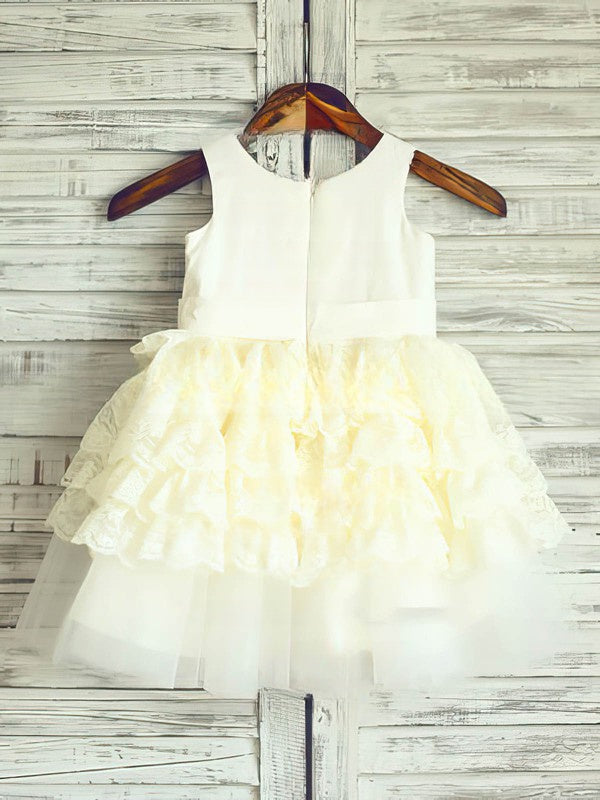 Ball Gown Lace Satin Tulle Flower Girl Dresses with Scoop Neck and Sashes / Ribbons