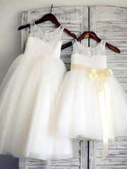 Beautiful Ball Gown Scoop Neck Lace Tulle Flower Girl Dresses with Sashes/Ribbons and Ankle-length Hem