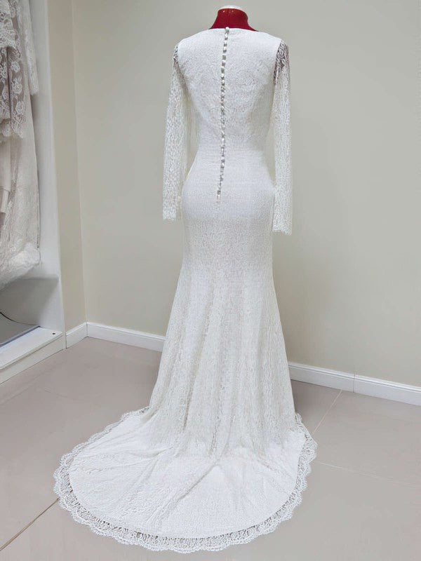 Beautiful Trumpet/Mermaid Scoop Neck Lace Sweep Train Wedding Dresses