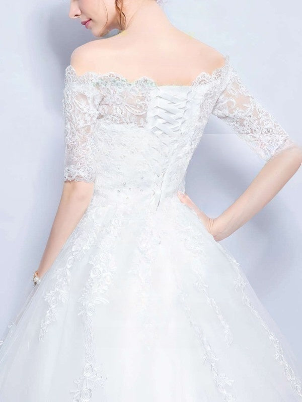 Elegant Off-the-shoulder Appliques Lace Ball Gown Wedding Dress