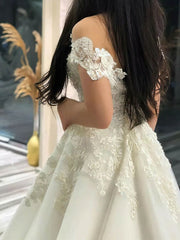 Elegant Off-the-shoulder Tulle Court Train Wedding Dress with Beading