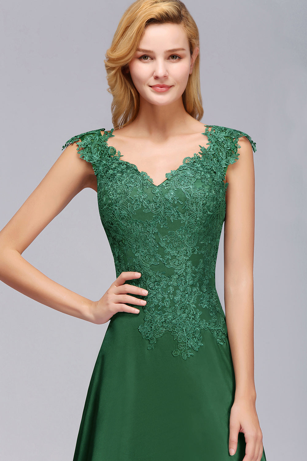 Elegant V-Neck Dark Green Lace Bridesmaid Dresses with Front-Slit-Babyonlines