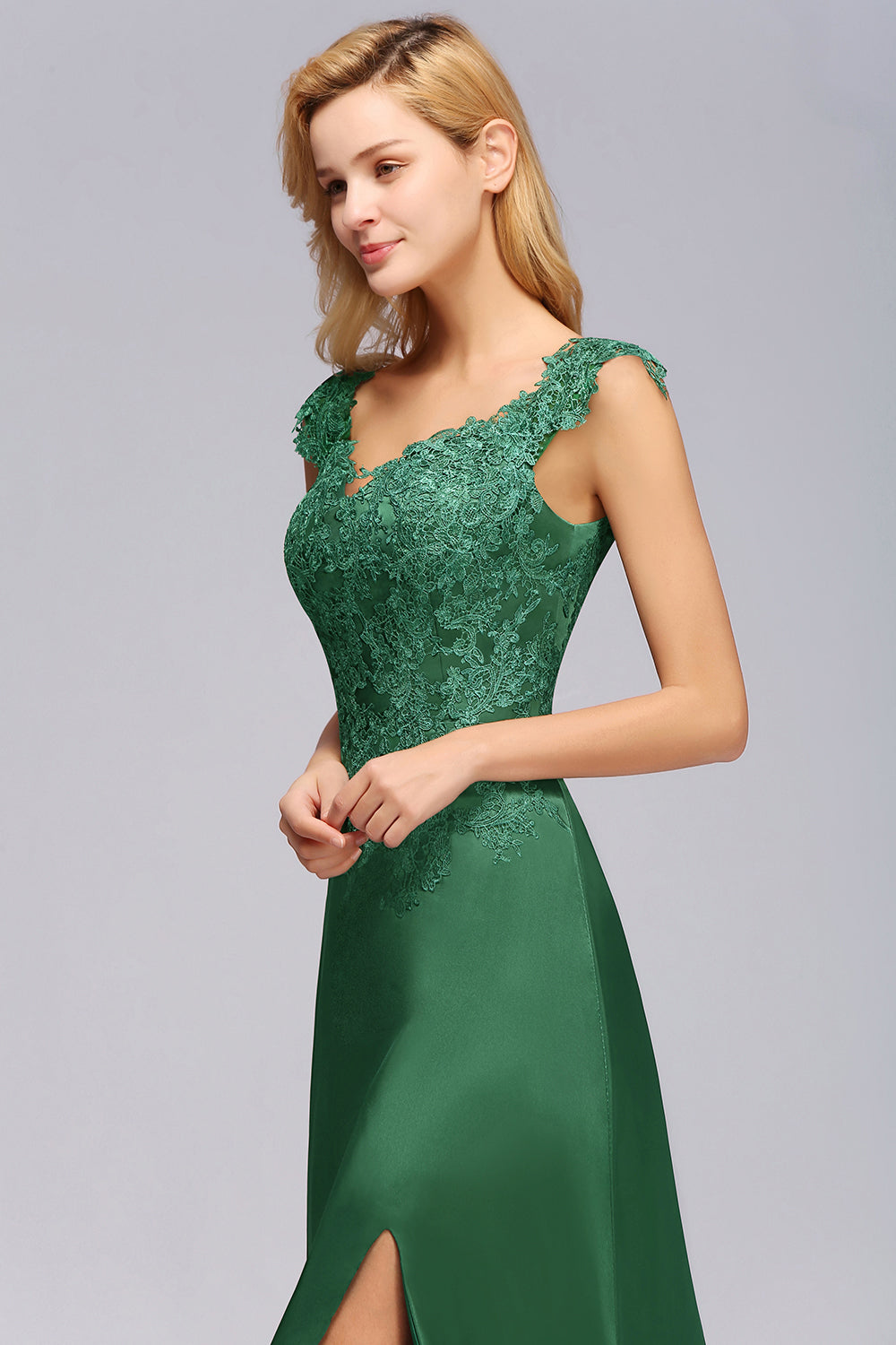 Elegant V-Neck Dark Green Lace Bridesmaid Dresses with Front-Slit-Babyonlines