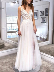 Floor-length V-neck Tulle Ball Gown Wedding Dress With Split Front