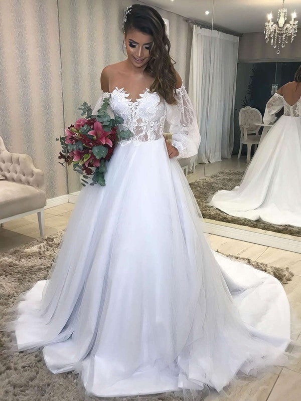 Glamorous Off-the-shoulder Ball Gown Wedding Dress with Tulle Sweep Train and Appliques Lace