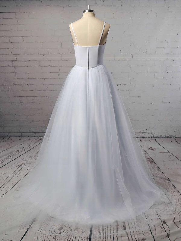 Gorgeous Sweetheart Tulle Ball Gown Wedding Dress with Sashes / Ribbons