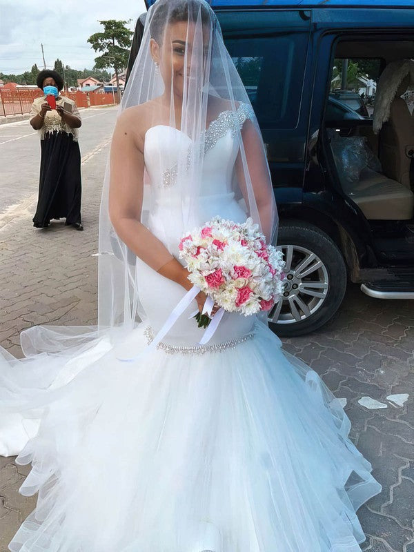 Gorgeous Trumpet/Mermaid Illusion Tulle Wedding Dress with Beading and Sweep Train