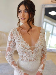 Lace Applique Trumpet/Mermaid V-neck Stretch Crepe Court Train Wedding Dress