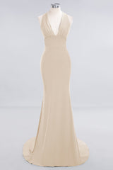 Mermaid Halter V-Neck Dark Green Chiffon Bridesmaid Dress with Open Back-Babyonlines