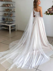 One Shoulder Tulle Ball Gown Wedding Dress with Appliques and Lace Sweep Train